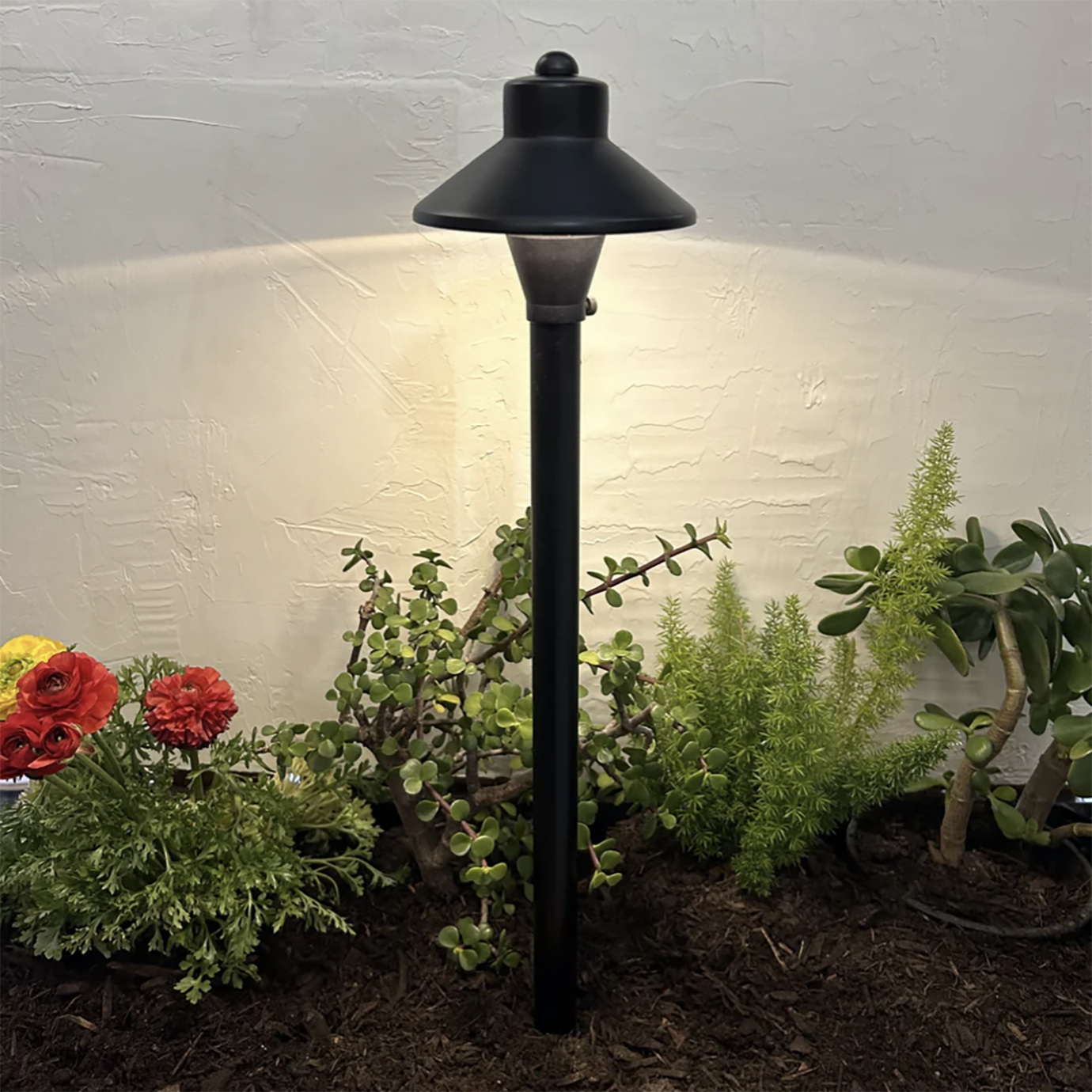 Black Path Light Solid Brass 30N