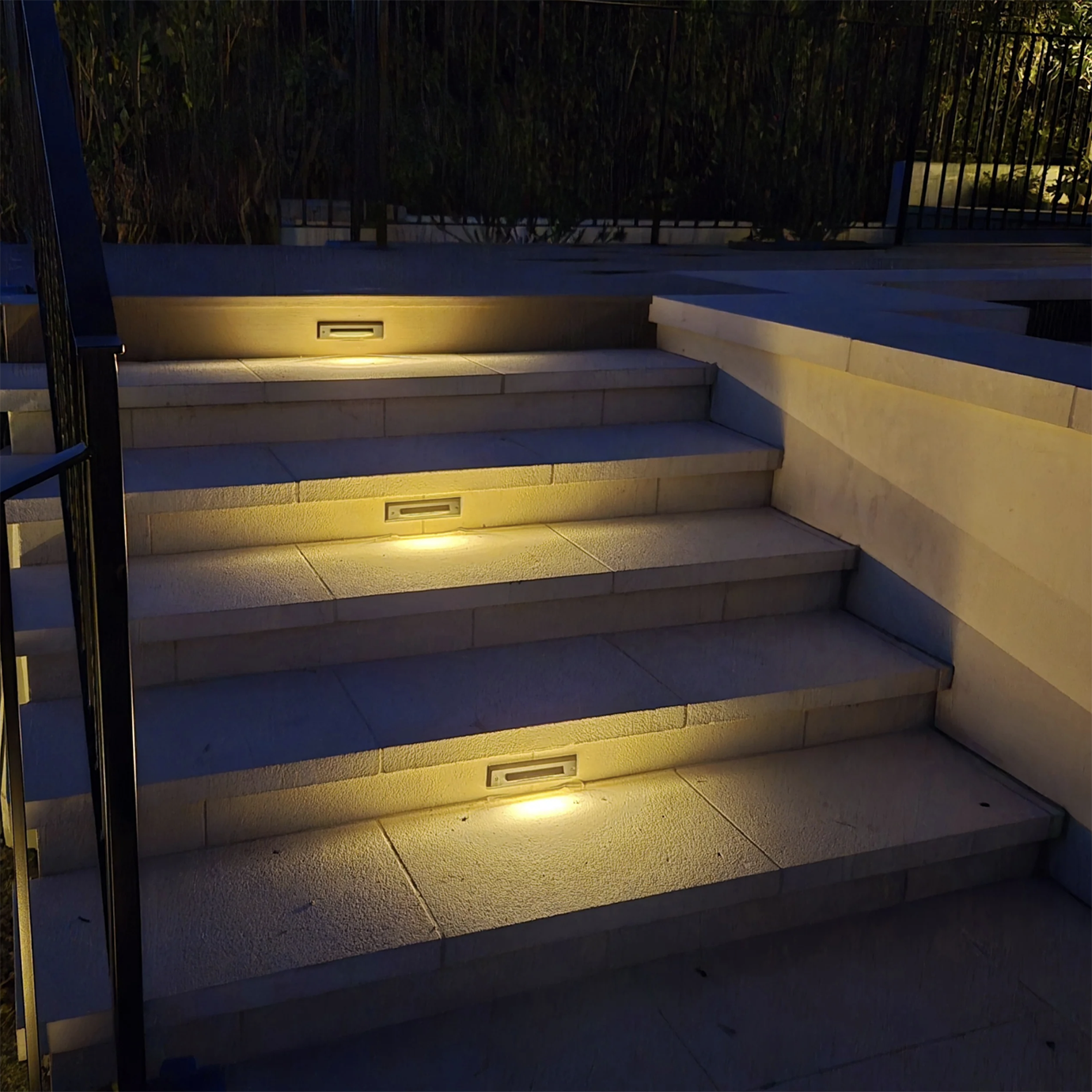 Step and Deck Light Solid Brass 20