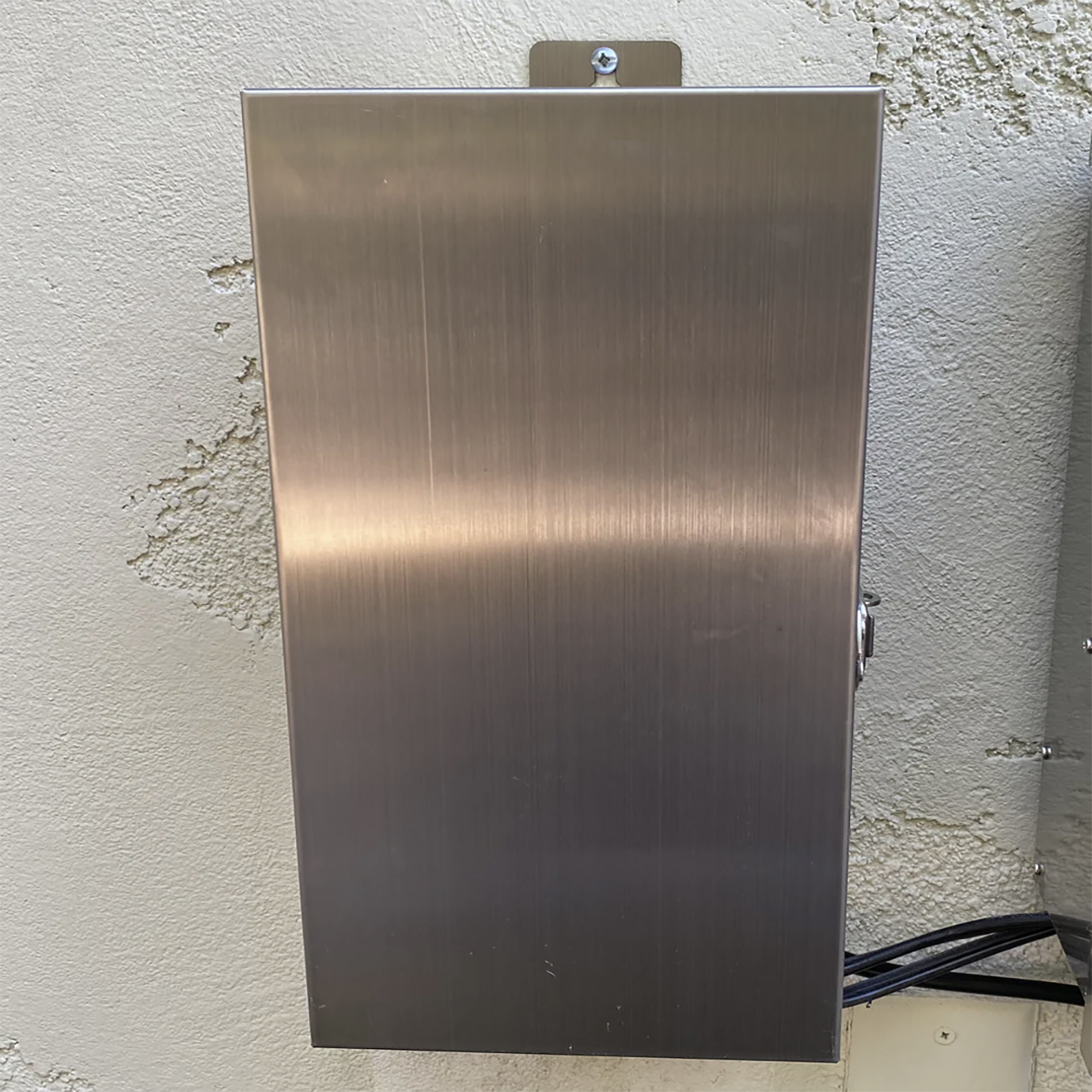 Heavy-Duty Stainless Steel Multi-Tap Low Voltage 150W Transformer