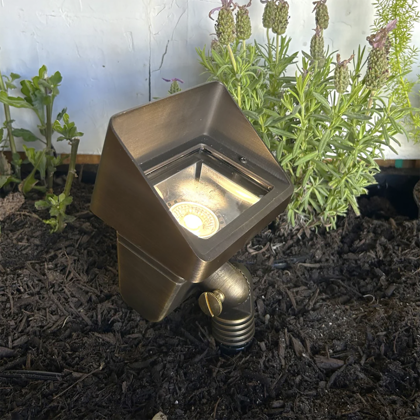 Outdoor Lighting Low Voltage Solid Cast Brass Flood Light in Natural Bronze
